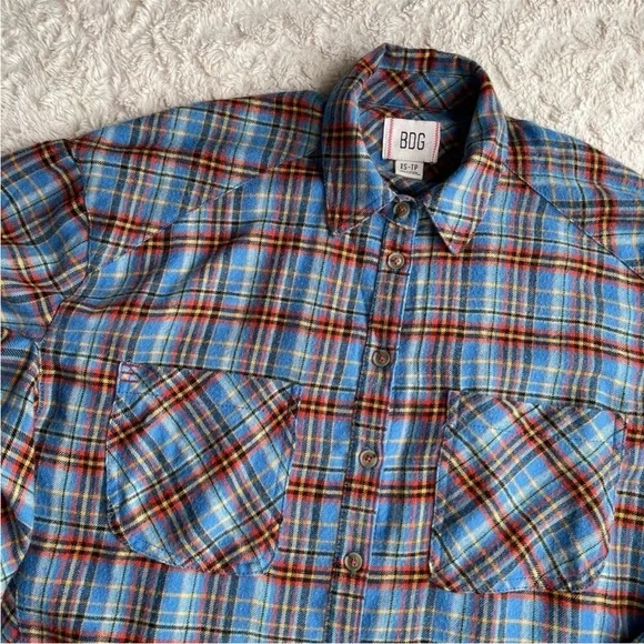Urban Outfitters Women’s Oversized BDG Karl Cropped Plaid Flannel Shirt Top XS - Picture 8 of 16
